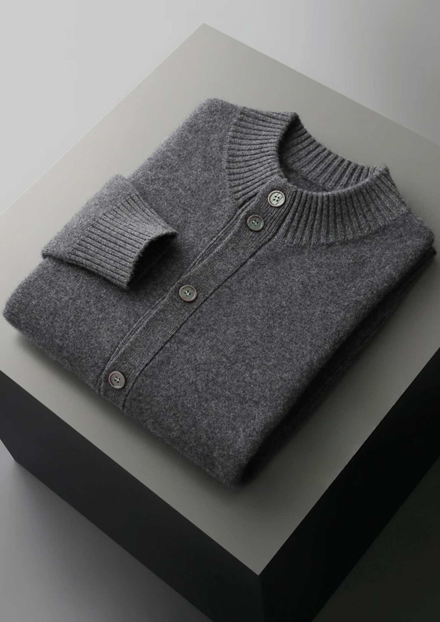 PREMIUM CASHMERE BUTTON CARDIGAN