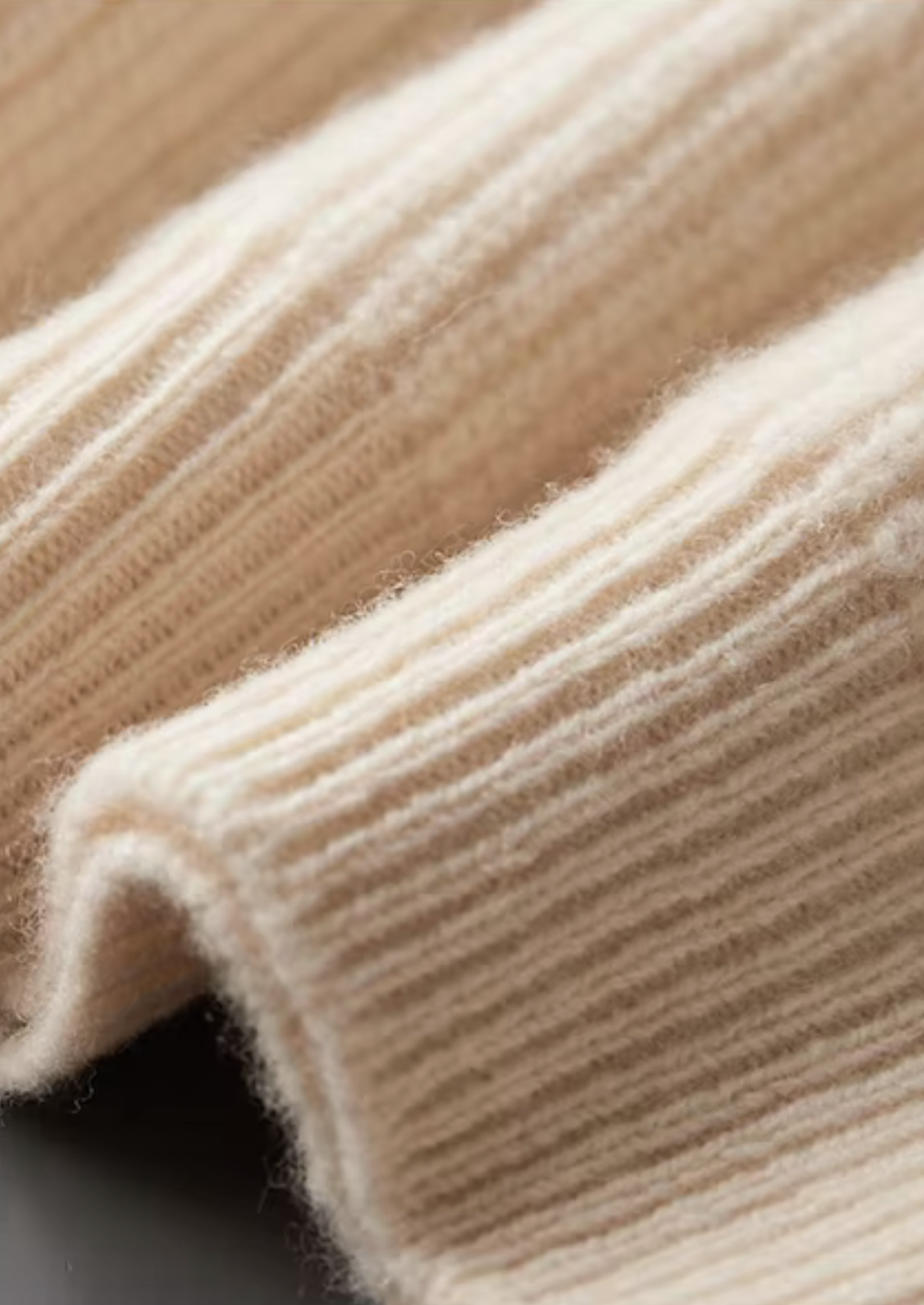 PURE EXTRA-FINE MERINO WOOL HALF ZIPPER HOODIE