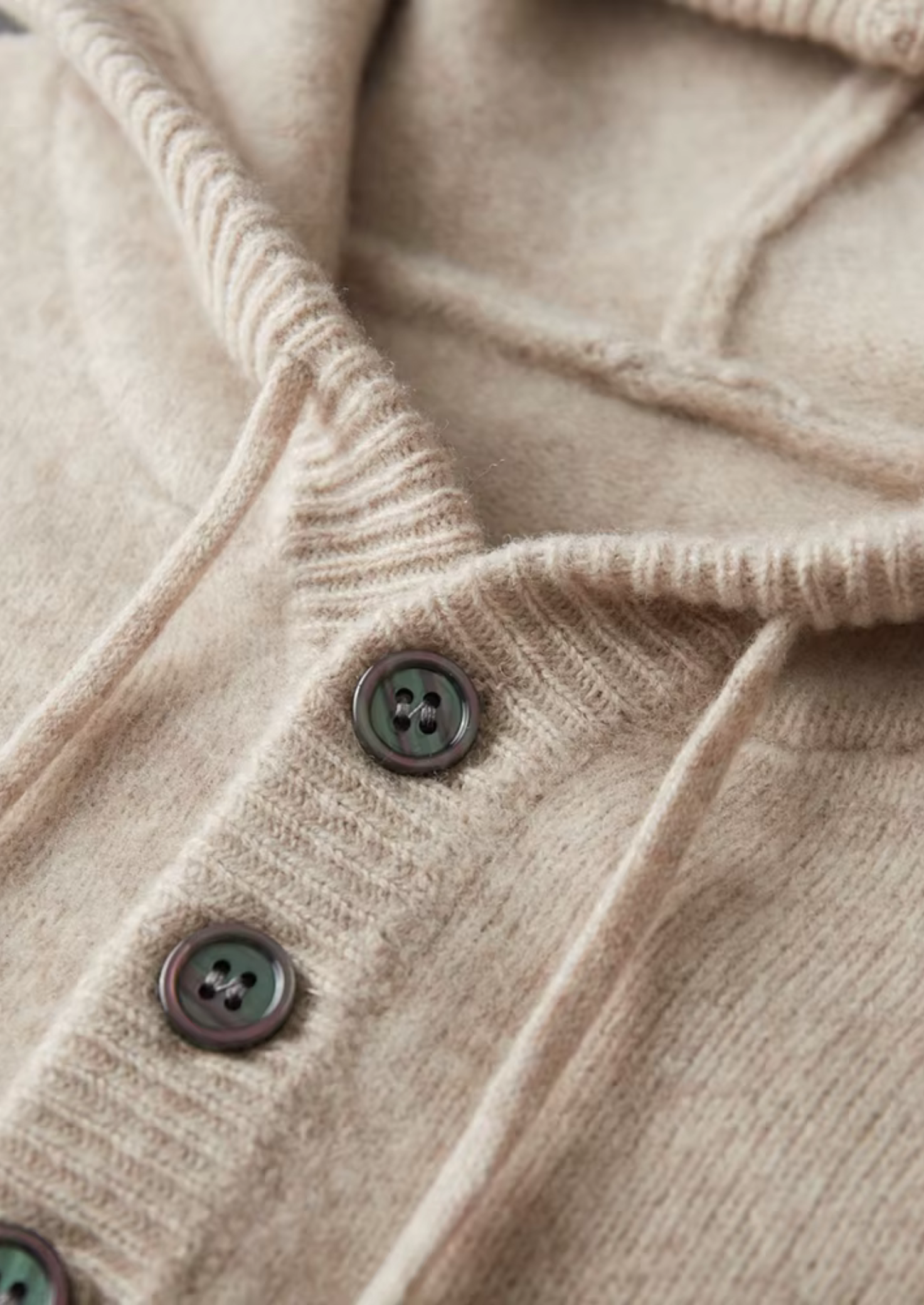 PURE EXTRA-FINE MERINO WOOL BUTTON HOODIE