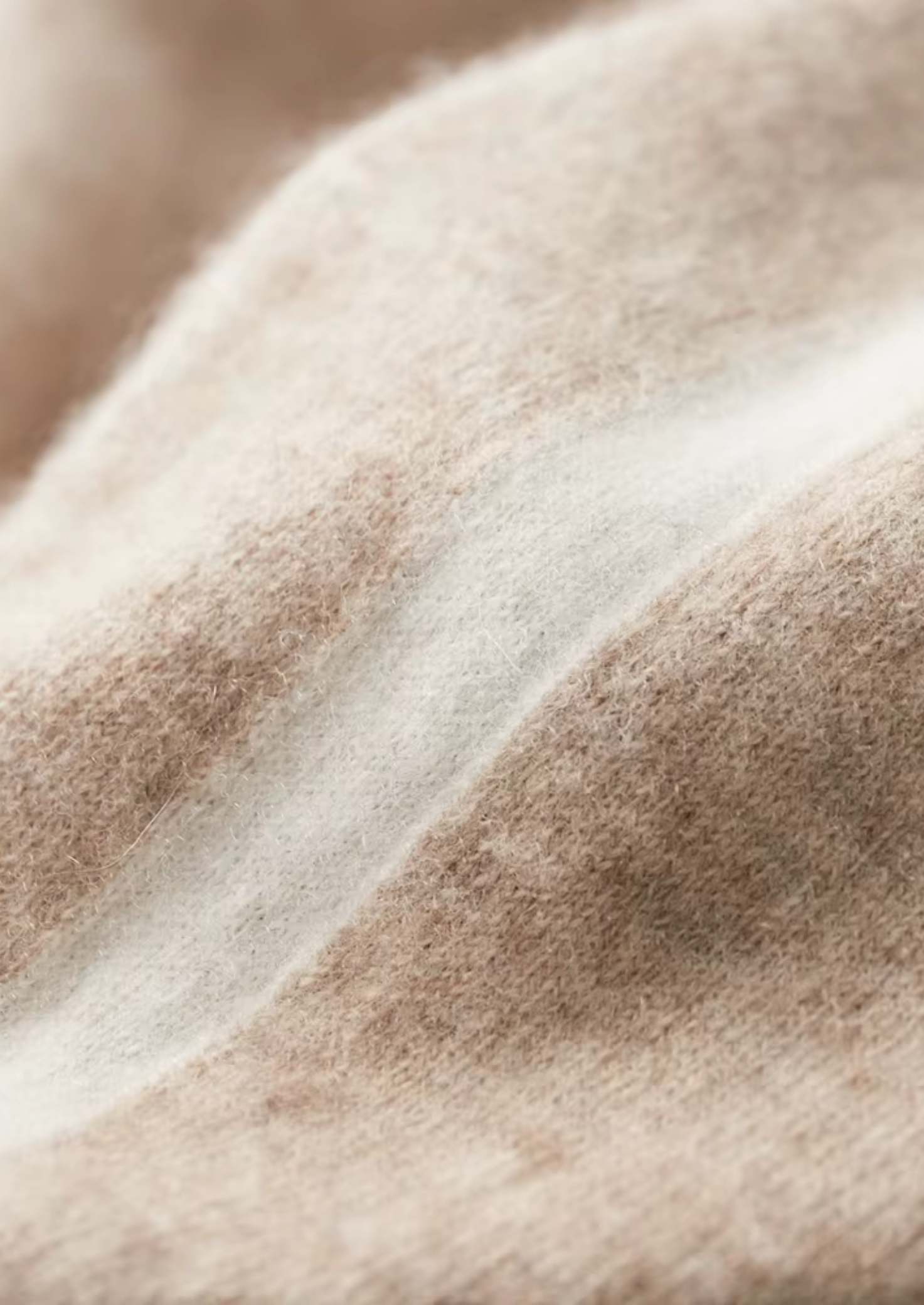 PREMIUM CASHMERE LEISURE SET