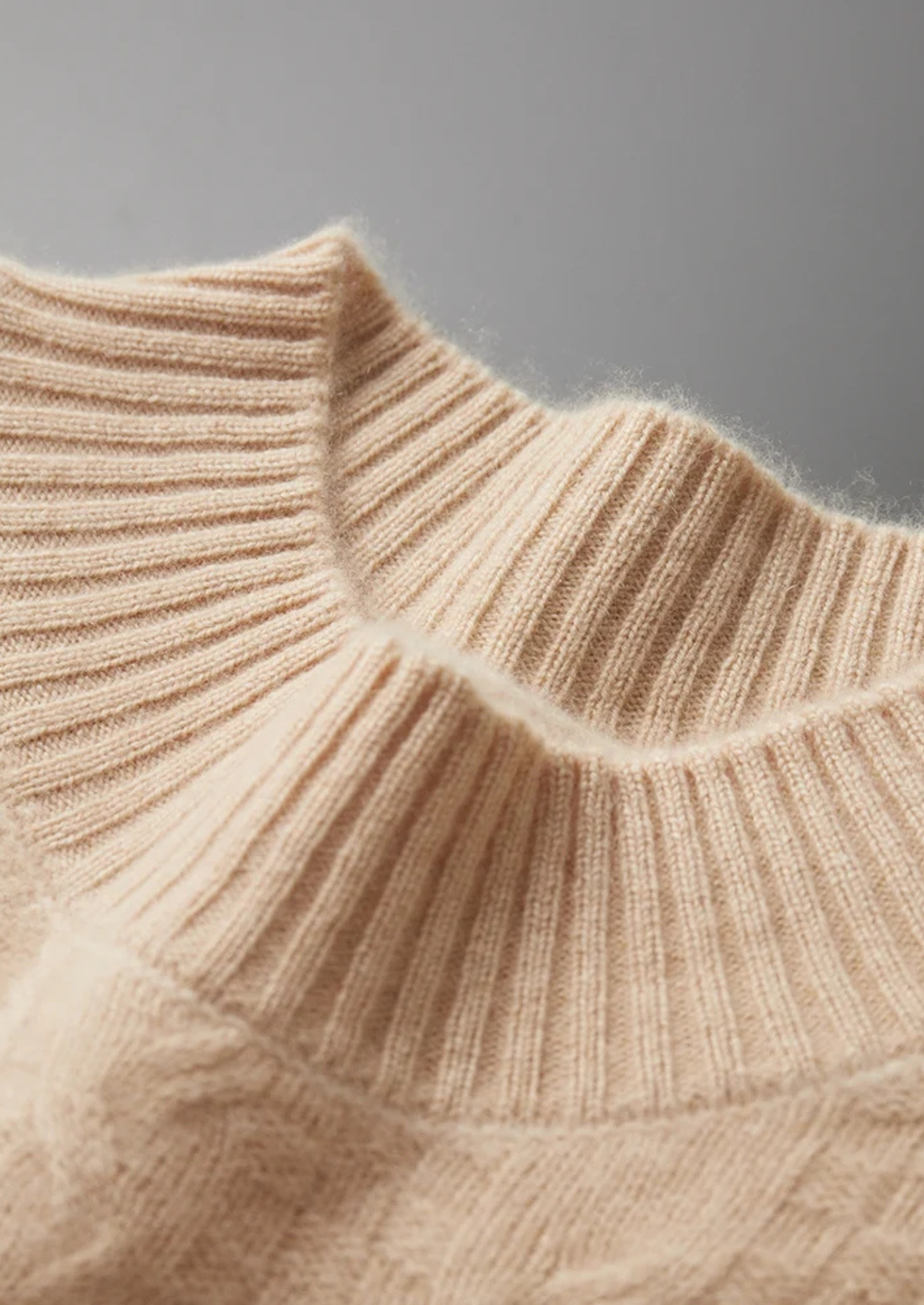PURE EXTRA-FINE MERINO WOOL JACQUARD MOCKNECK