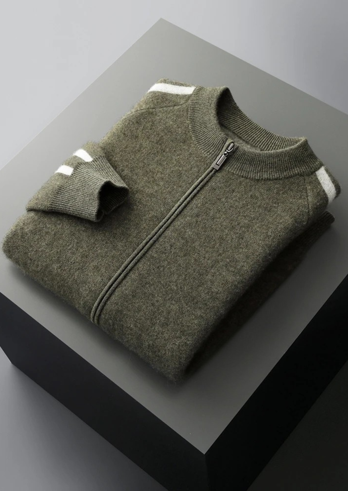 PURE EXTRA-FINE MERINO WOOL STRIPED CARDIGAN