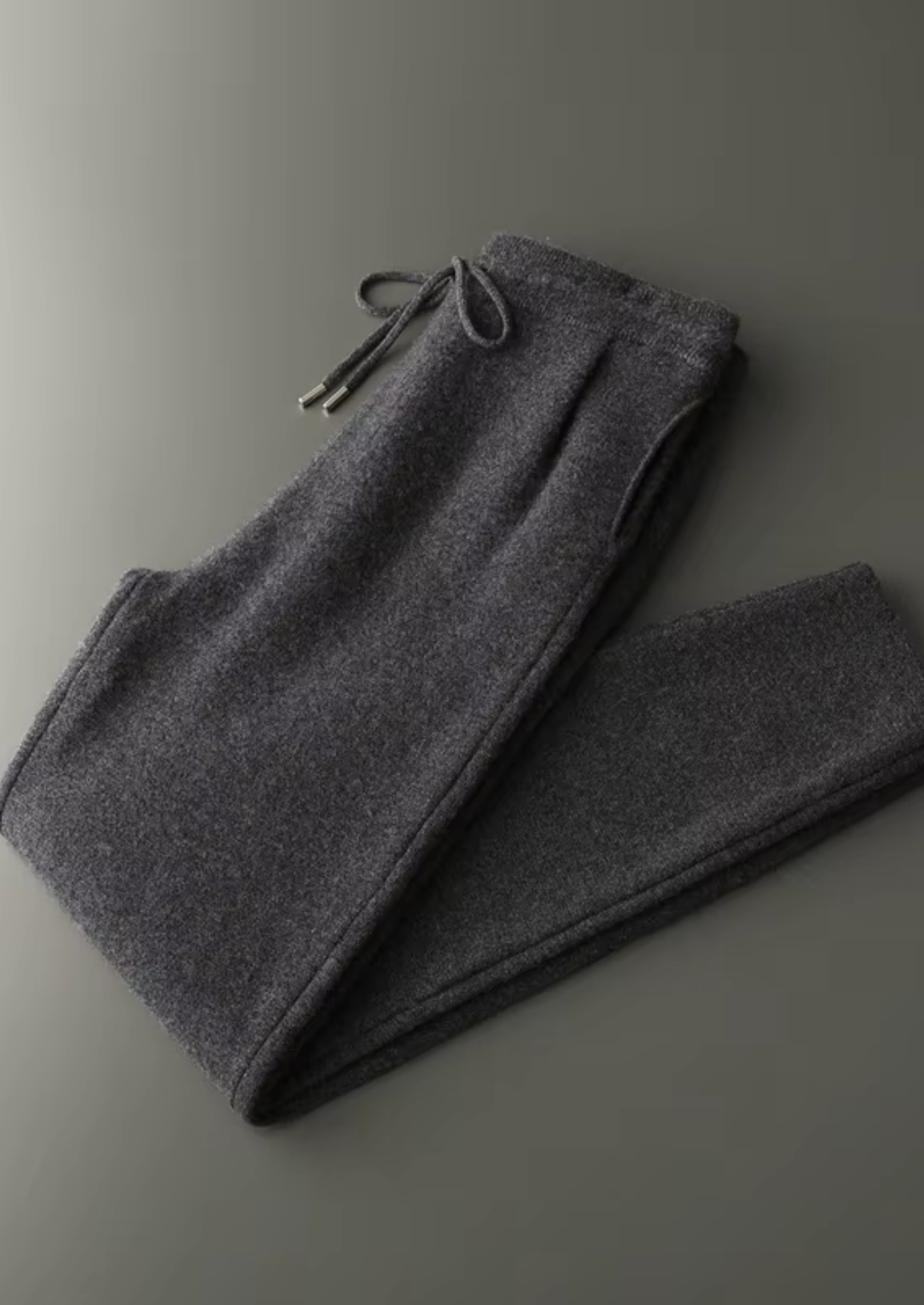 PREMIUM CASHMERE PLEATED TROUSERS