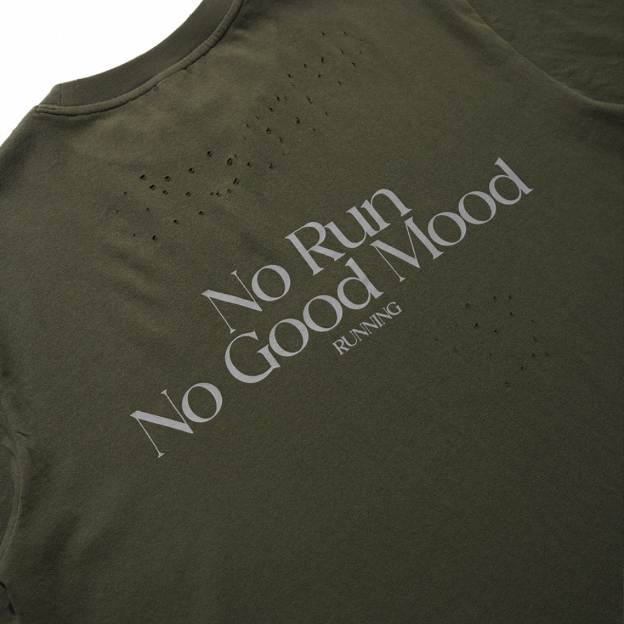Runnr Distressed Run Tee
