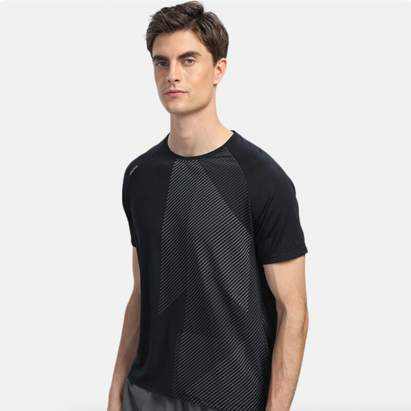 RUNNR PERFORMANCE T-SHIRT